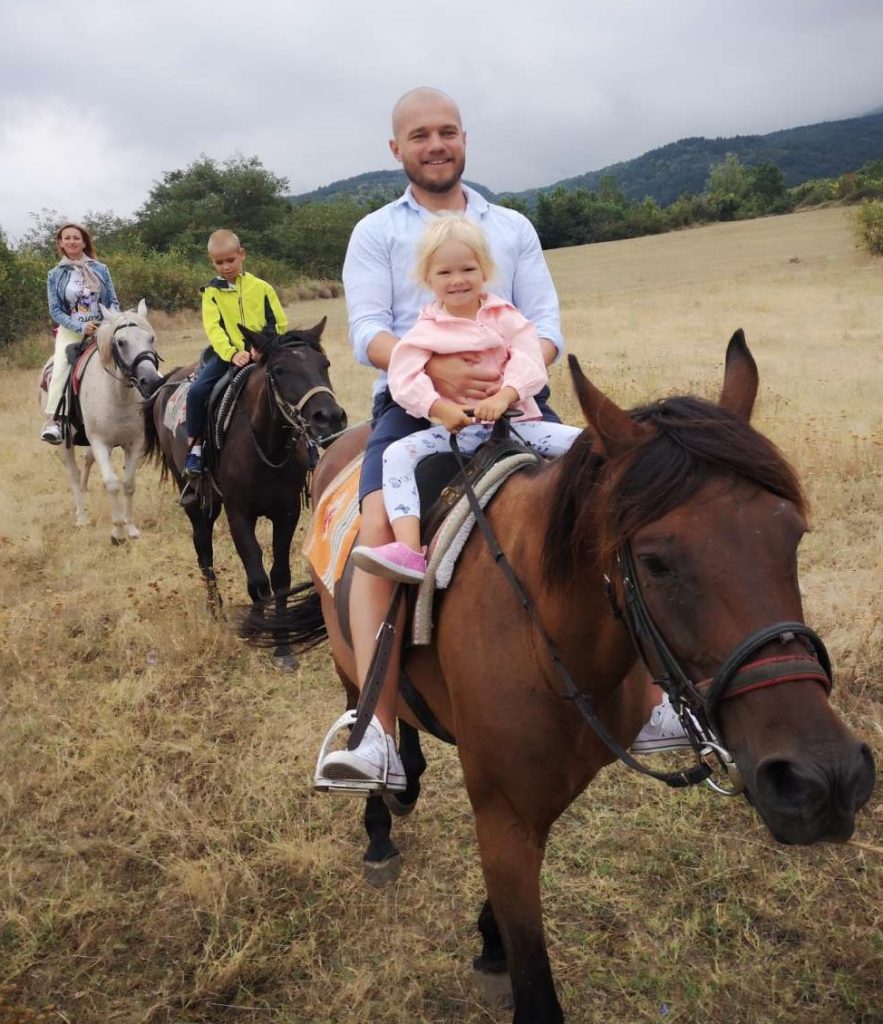 lali, lalilab, l'ali, l'alilab, l'ali lab,emotional brand, Николай Лазаров, Nikolay Lazarov, лали, лалилаб, л‘али, чиста козметика, clean beauty, natural, fresh, натурална козметика, фреш, special aid, специализирана грижа, tailored fit, tailored-fit, Козметика по мярка,