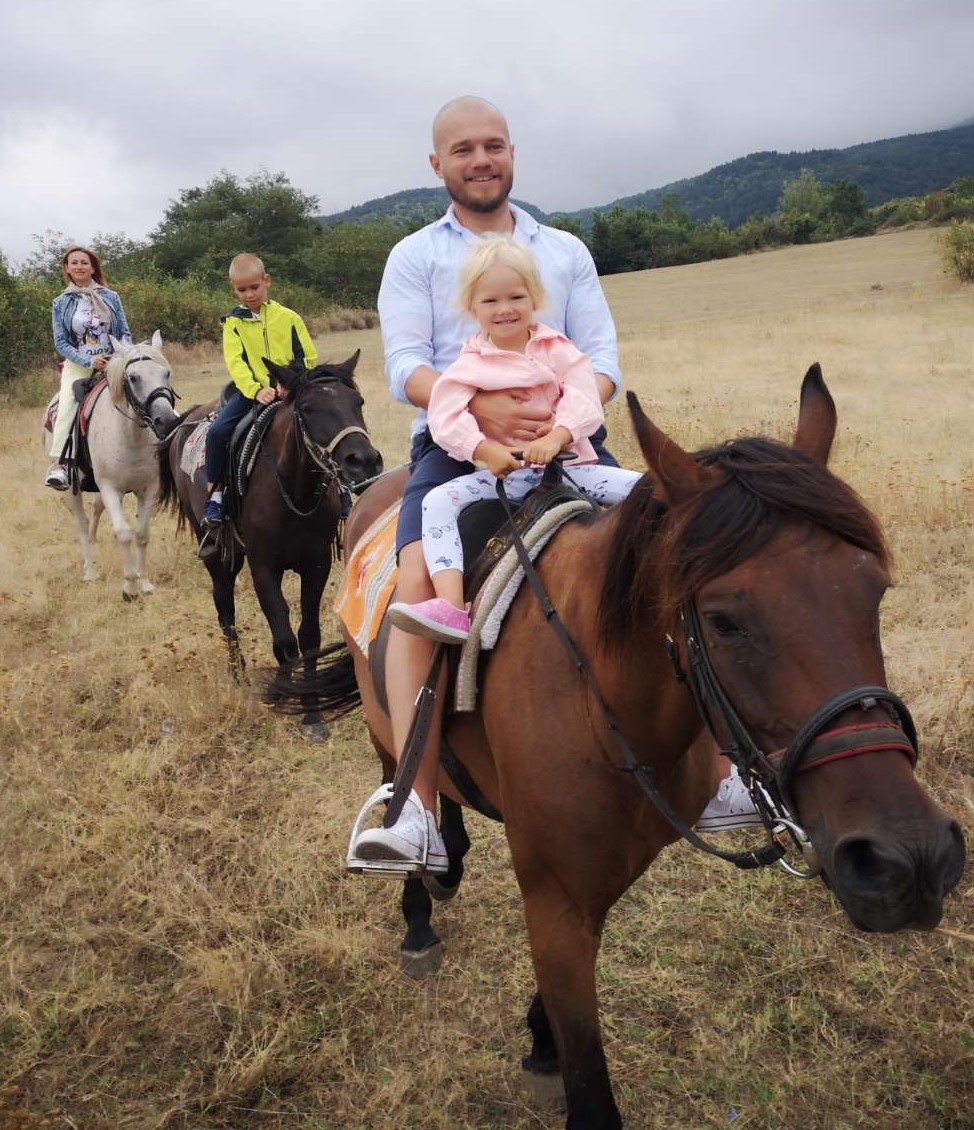 lali, lalilab, l'ali, l'alilab, l'ali lab,emotional brand, Николай Лазаров, Nikolay Lazarov, лали, лалилаб, л‘али, чиста козметика, clean beauty, natural, fresh, натурална козметика, фреш, special aid, специализирана грижа, tailored fit, tailored-fit, Козметика по мярка,